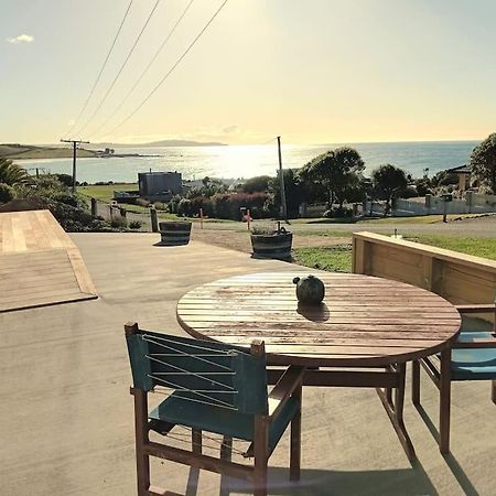 Sea Breeze Apartment Kakanui Extérieur photo
