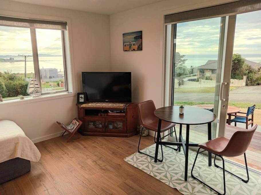 Sea Breeze Apartment Kakanui Extérieur photo
